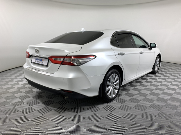 TOYOTA Camry 2.5, 2019 года, Автоматическая, БЕЛЫЙ