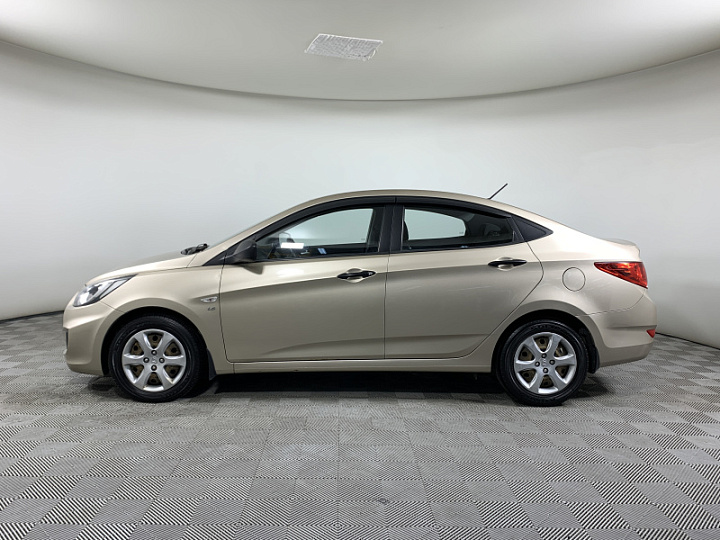 HYUNDAI Solaris 1.6, 2012 года, Автоматическая, Бежево-серый
