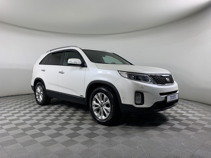 KIA Sorento 2.4, 2017 года, Автоматическая, БЕЛЫЙ