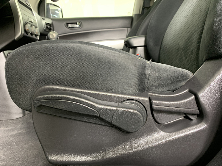 NISSAN X-Trail 2.5, 2014 года, Вариатор, БЕЛЫЙ