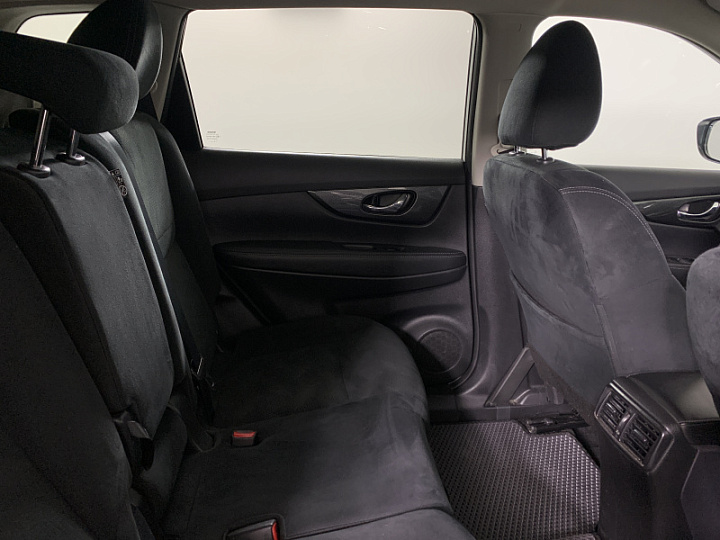 NISSAN X-Trail 1.6, 2017 года, Механика, БЕЛЫЙ