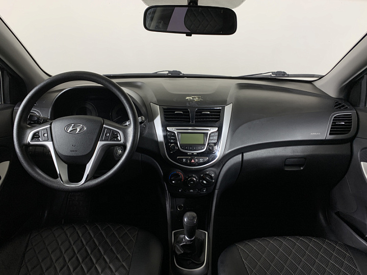 HYUNDAI Solaris 1.6, 2013 года, Механика, ФИОЛЕТОВЫЙ