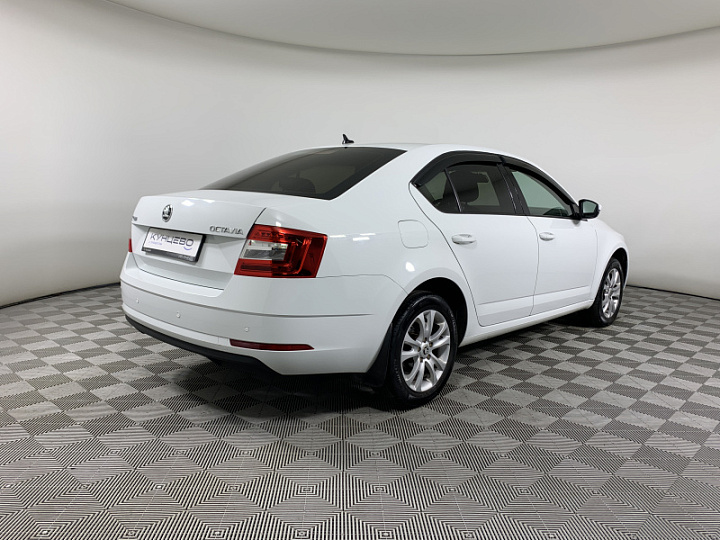 SKODA Octavia 1.6, 2019 года, Автоматическая, БЕЛЫЙ