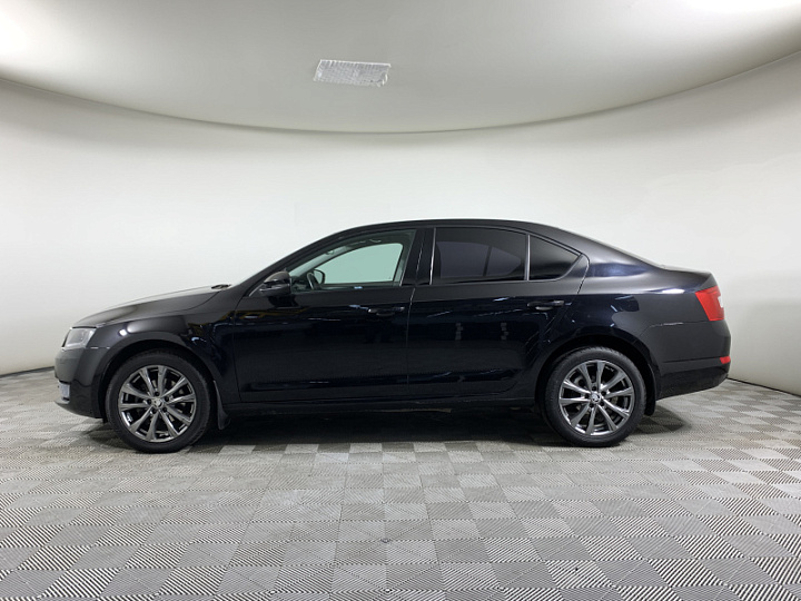 SKODA Octavia 1.4, 2015 года, Робот, ЧЕРНЫЙ