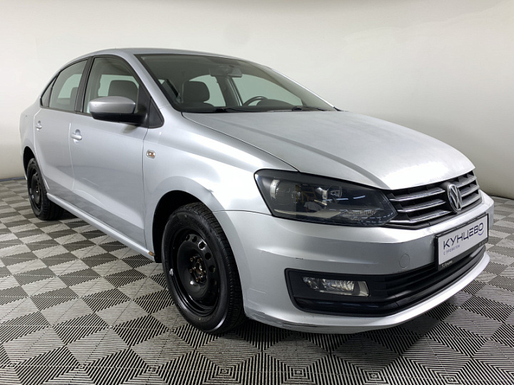 Volkswagen Polo 1.6, 2015 года, Механика, Серебристый