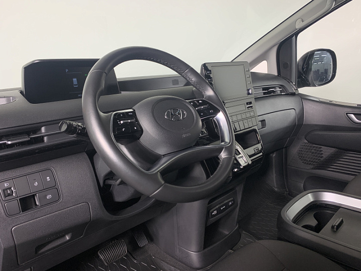 HYUNDAI Staria 2.2, 2021 года, Автоматическая, ЧЕРНЫЙ