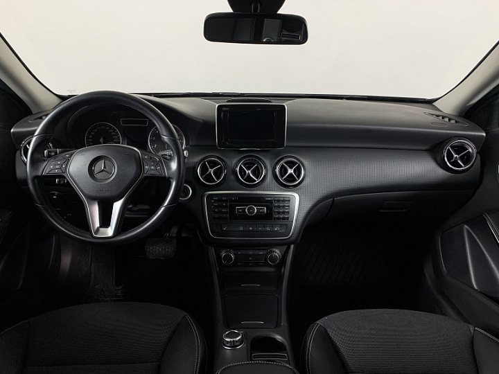 MERCEDES-BENZ A-Класс 1.6, 2013 года, Автоматическая, ЧЕРНЫЙ