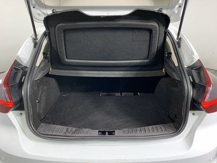 FORD Focus 1.6, 2012 года, Робот, БЕЛЫЙ