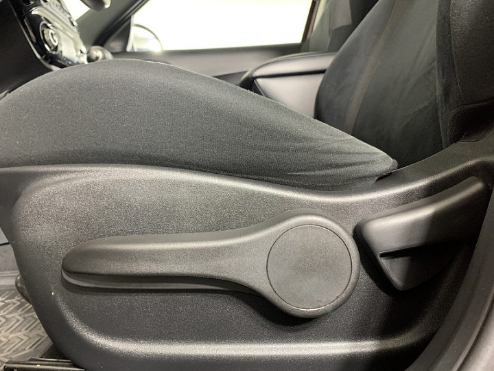NISSAN Juke 1.6, 2013 года, Вариатор, КРАСНЫЙ