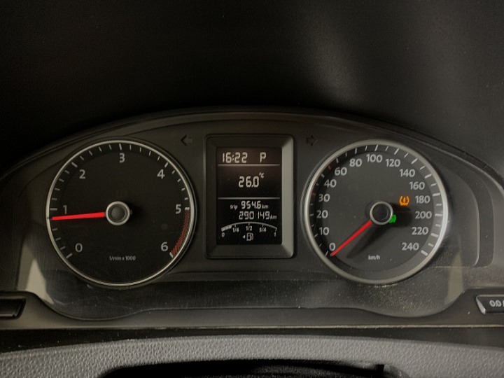 VOLKSWAGEN Caravelle 2, 2011 года, Робот, СЕРЫЙ