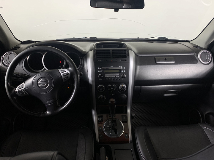 Suzuki Grand Vitara 2, 2005 года, Автоматическая, красный