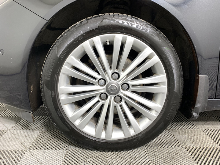 Opel Insignia 1.6, 2013 года, Автоматическая, ЧЕРНЫЙ