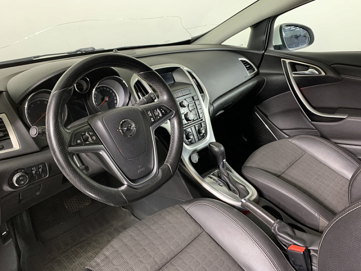 OPEL Astra 1.4, 2012 года, Автоматическая, БЕЛЫЙ
