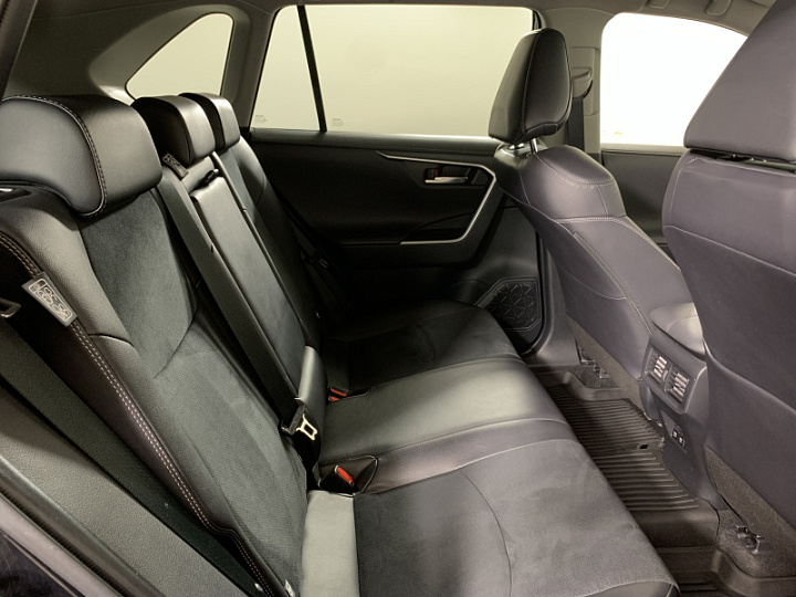 TOYOTA RAV4 2, 2021 года, Вариатор, ЧЕРНЫЙ