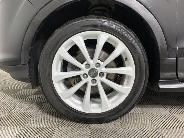 FORD Kuga 2.5, 2016 года, Автоматическая, ЧЕРНЫЙ