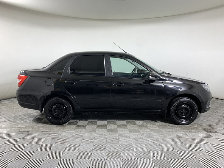 LADA (ВАЗ) Granta 1.6, 2022 года, Механика, Черный