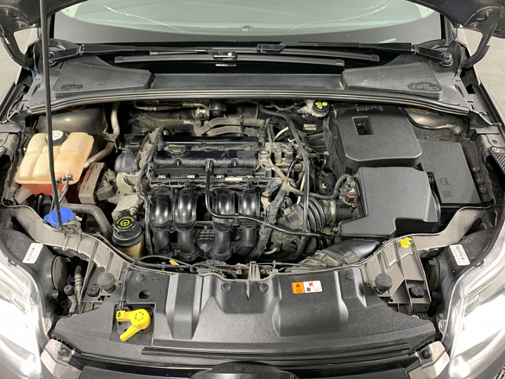 FORD Focus 1.6, 2013 года, Робот, Серо-коричневый