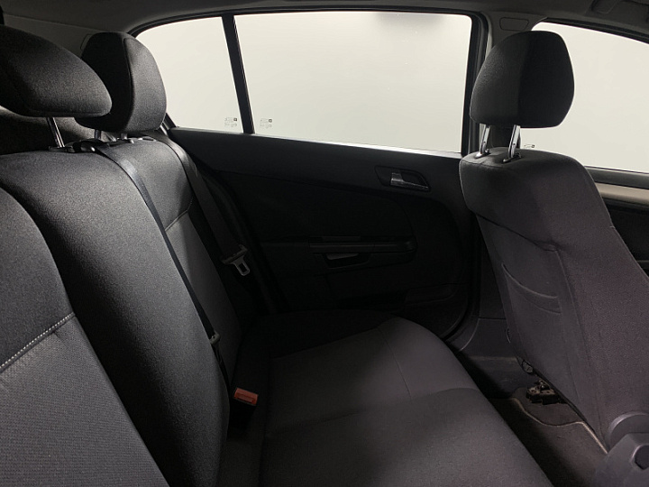 OPEL Astra 1.8, 2008 года, Автоматическая, Серебристый