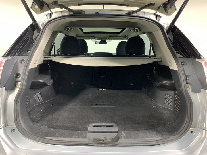 NISSAN X-Trail 2, 2015 года, Вариатор, Серебристый