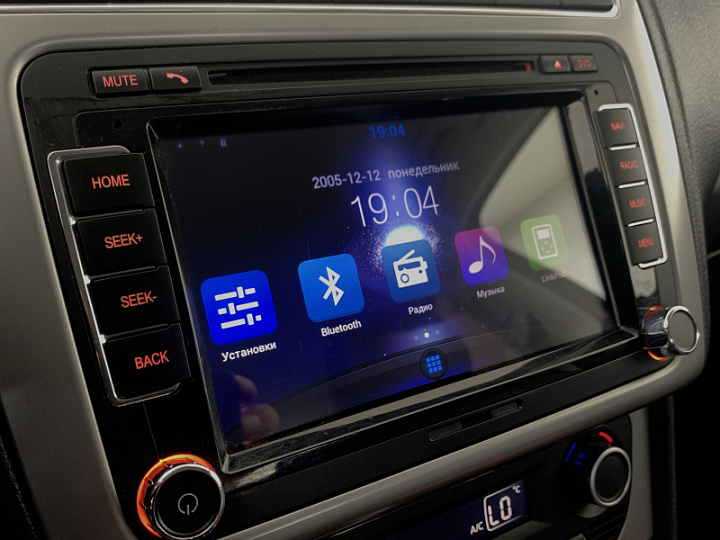 VOLKSWAGEN Polo 1.6, 2016 года, Автоматическая, КОРИЧНЕВЫЙ