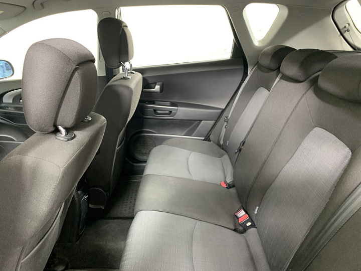KIA Ceed 1.6, 2010 года, Автоматическая, Серебристый