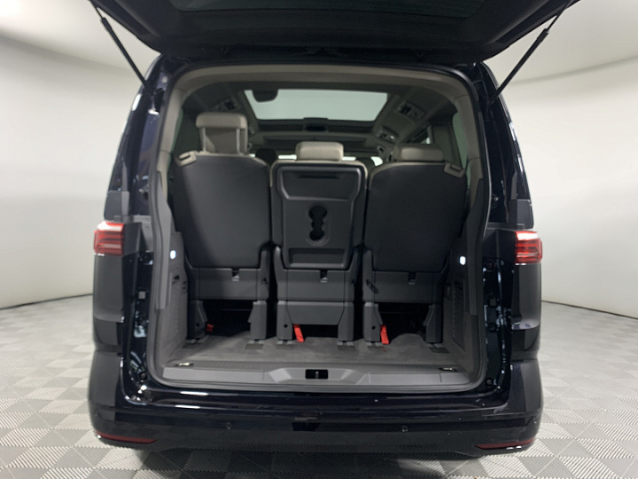 VOLKSWAGEN Multivan 2, 2022 года, Робот, ЧЕРНЫЙ