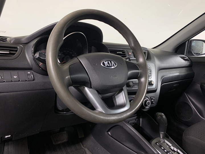 KIA Rio 1.6, 2013 года, Автоматическая, СЕРЫЙ