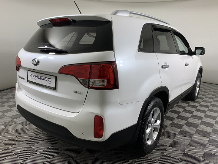 KIA Sorento 2.2, 2015 года, Автоматическая, БЕЛЫЙ
