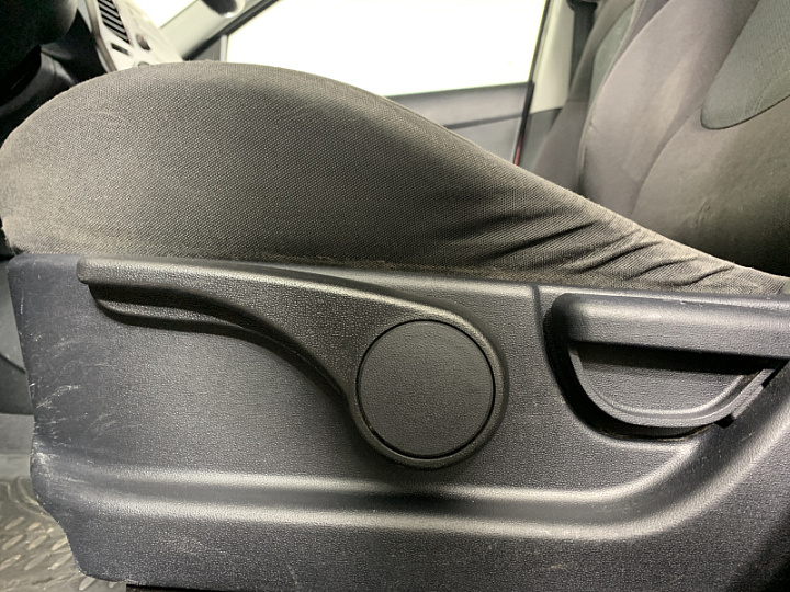 HYUNDAI i20 1.4, 2010 года, Механика, Вишневый