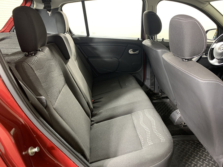RENAULT Sandero Stepway 1.6, 2012 года, Механика, КРАСНЫЙ