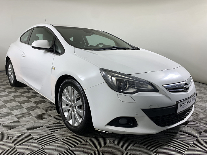 Opel Astra 1.8, 2012 года, Механика, Белый