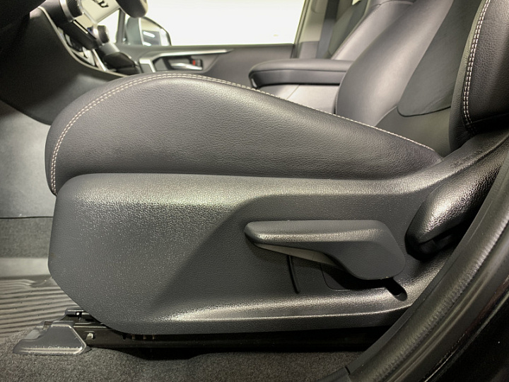 TOYOTA RAV4 2, 2021 года, Вариатор, ЧЕРНЫЙ