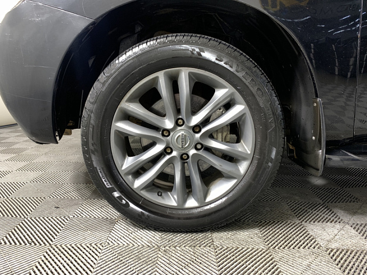 Nissan Patrol 5.6, 2010 года, Автоматическая, Черный