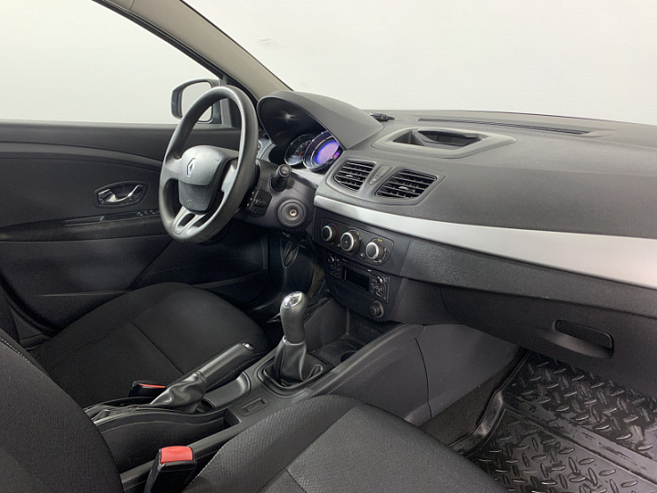 RENAULT Fluence 1.6, 2013 года, Механика, ЧЕРНЫЙ
