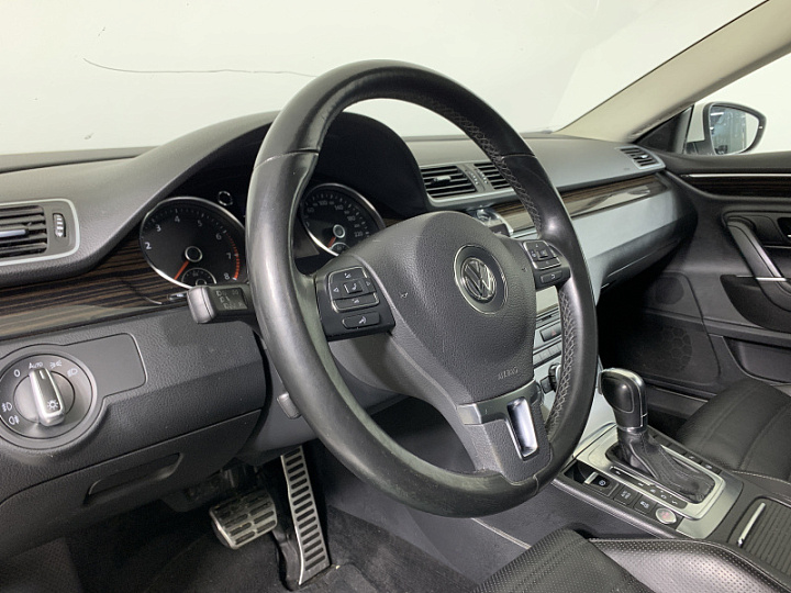 VOLKSWAGEN Passat CC 1.8, 2012 года, Робот, БЕЛЫЙ