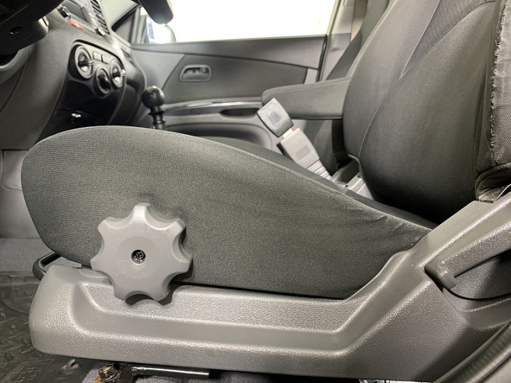 KIA Rio 1.4, 2011 года, Механика, БЕЛЫЙ