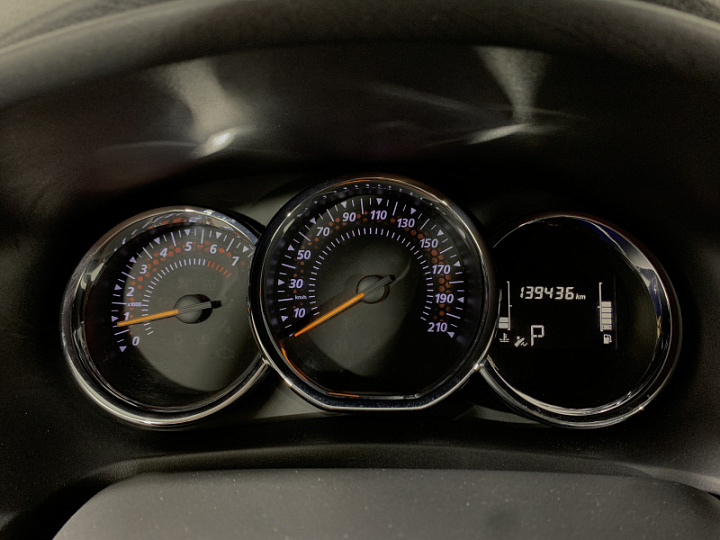 RENAULT Logan 1.6, 2019 года, Вариатор, Светло-синий
