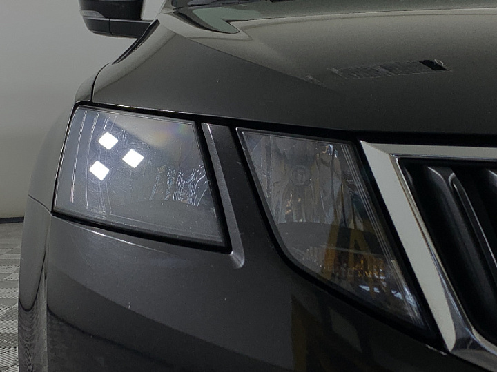 Skoda Octavia 1.6, 2018 года, Автоматическая, Черный