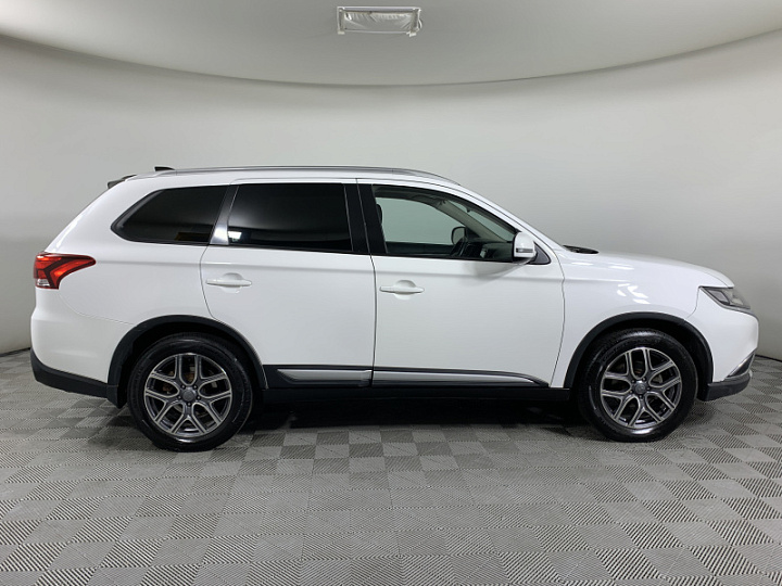 MITSUBISHI Outlander 2, 2018 года, Вариатор, БЕЛЫЙ