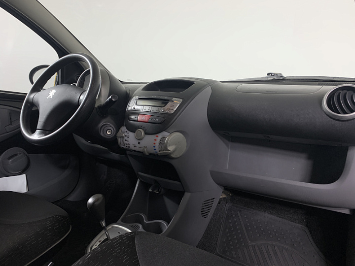 PEUGEOT 107 1, 2010 года, Робот, ЧЕРНЫЙ