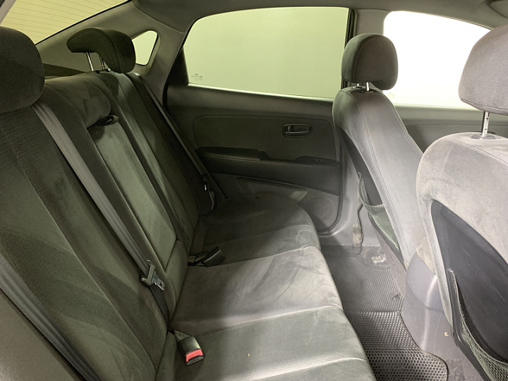 HYUNDAI Elantra 1.6, 2008 года, Механика, Вишневый