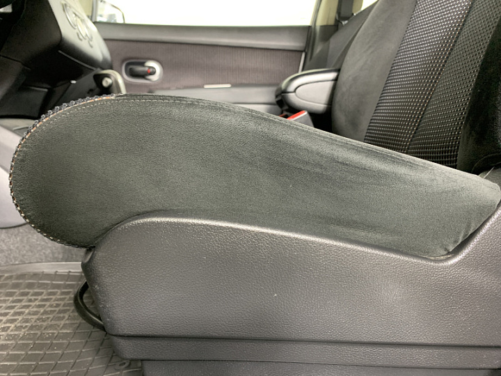 NISSAN Tiida 1.6, 2013 года, Автоматическая, КОРИЧНЕВЫЙ