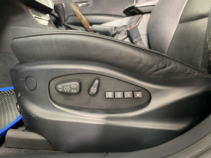 BMW X3 3, 2004 года, Автоматическая, СЕРЫЙ