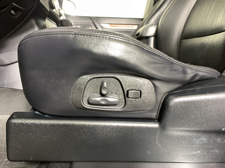 MITSUBISHI Pajero 3.8, 2007 года, Автоматическая, Серебристый