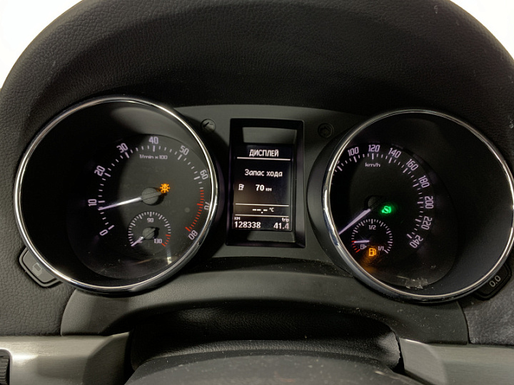 SKODA Yeti 1.2, 2012 года, Робот, СЕРЫЙ