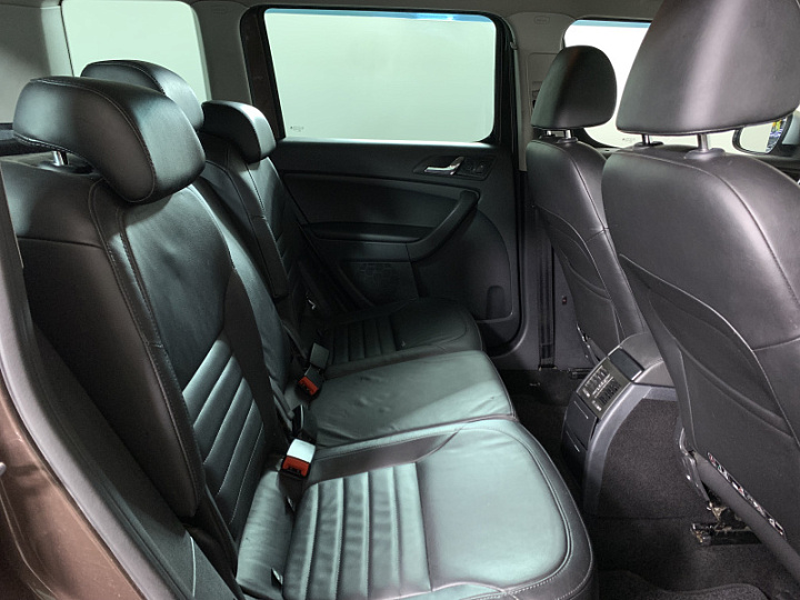 Skoda Yeti 1.8, 2014 года, Робот, Коричневый