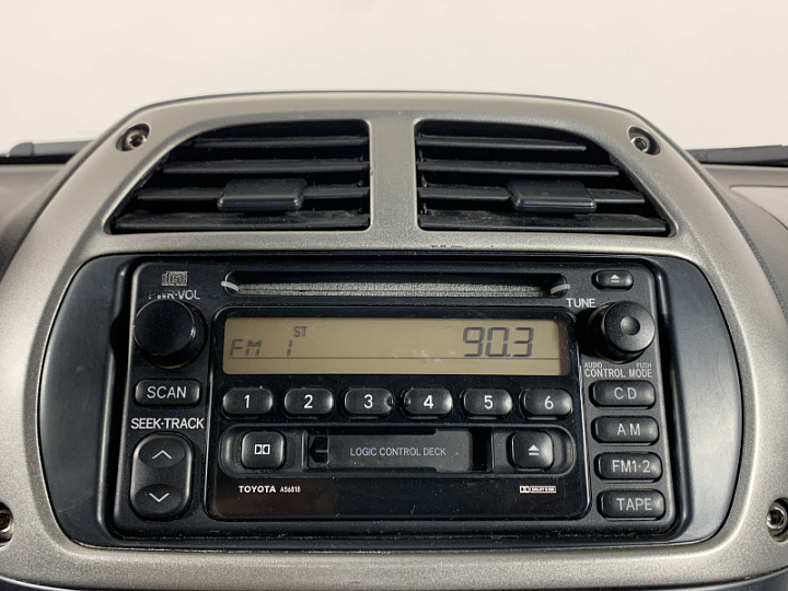 TOYOTA RAV4 2, 2002 года, Автоматическая, Серебристый