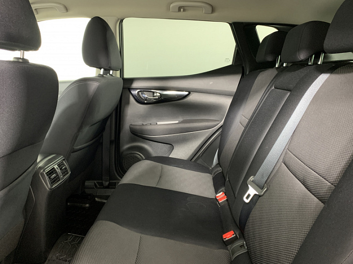 NISSAN Qashqai 2, 2015 года, Механика, ЧЕРНЫЙ