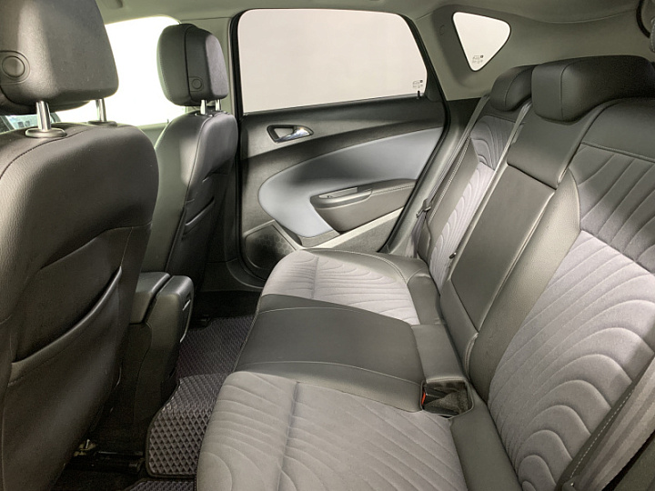 OPEL Astra 1.4, 2014 года, Автоматическая, КОРИЧНЕВЫЙ