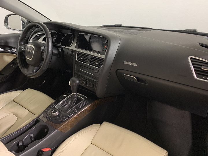AUDI A5 3, 2009 года, Робот, ЧЕРНЫЙ